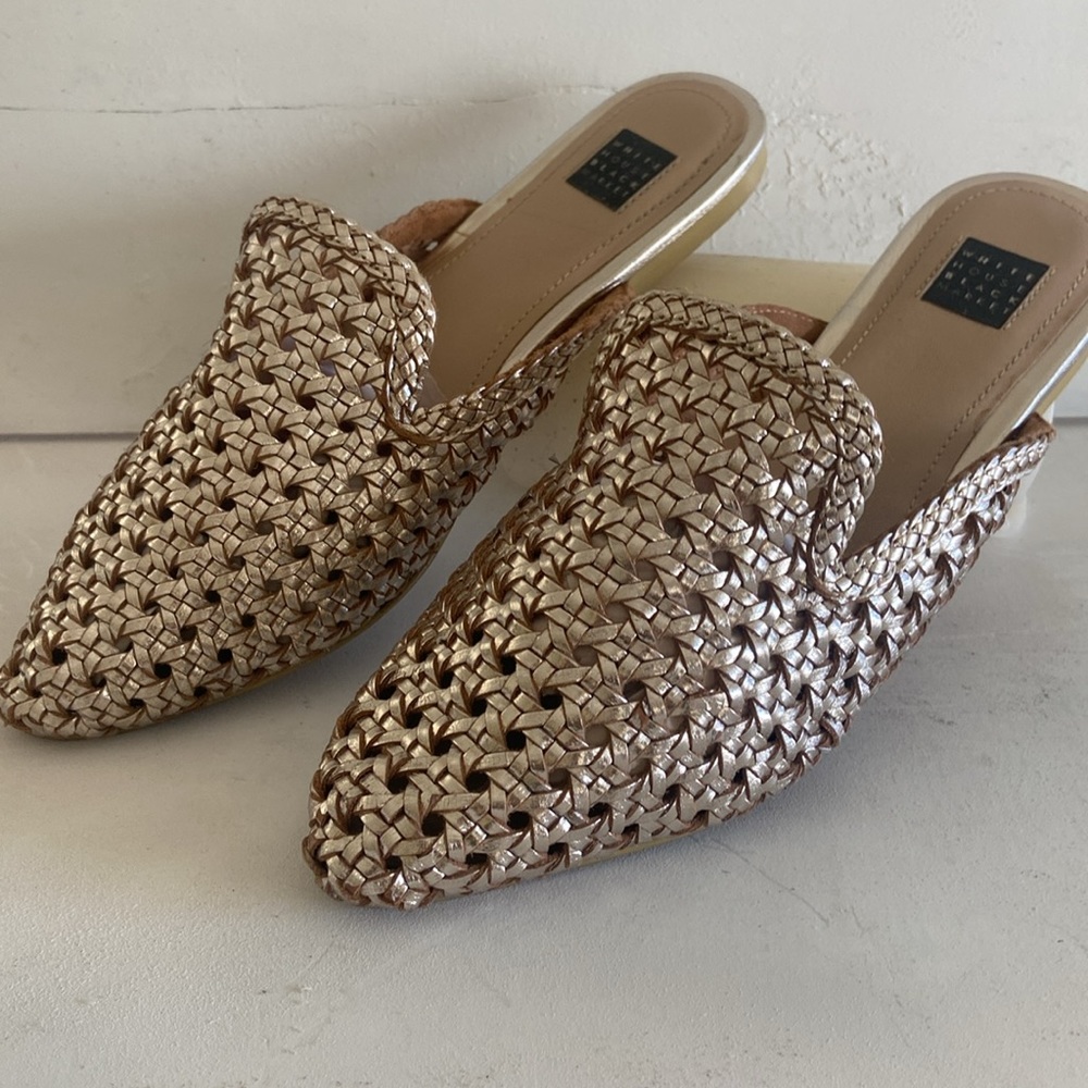 White house black market woven gold tone mules metallic slides size 7